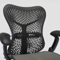 Silla Mirra 1 - Herman Miller - Imagen 8
