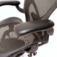 Cadeira Aeron FL Posturefit braços pele e base polida Size B - Herman Miller - Image 6