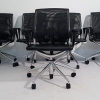 Silla de reuniones Meda - Vitra - Imagen 18