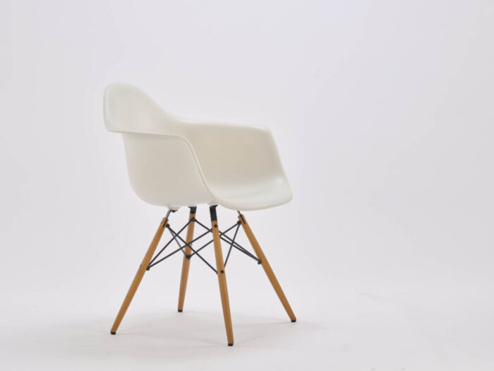 DAW Chair - Vitra - Image 2