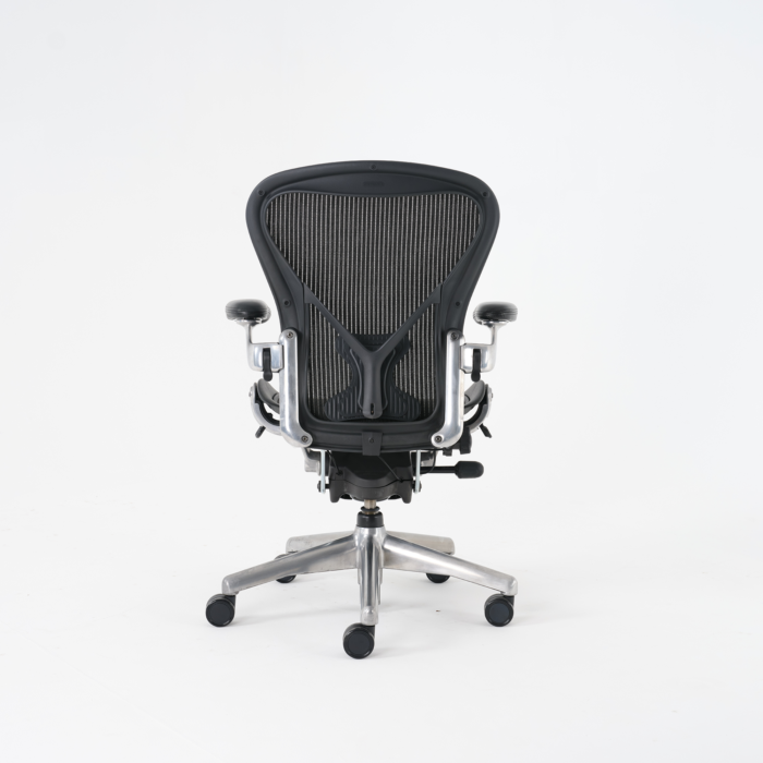 Silla Ejecutiva Aeron Fully Loaded Posturefit Talla B - Imagen 5