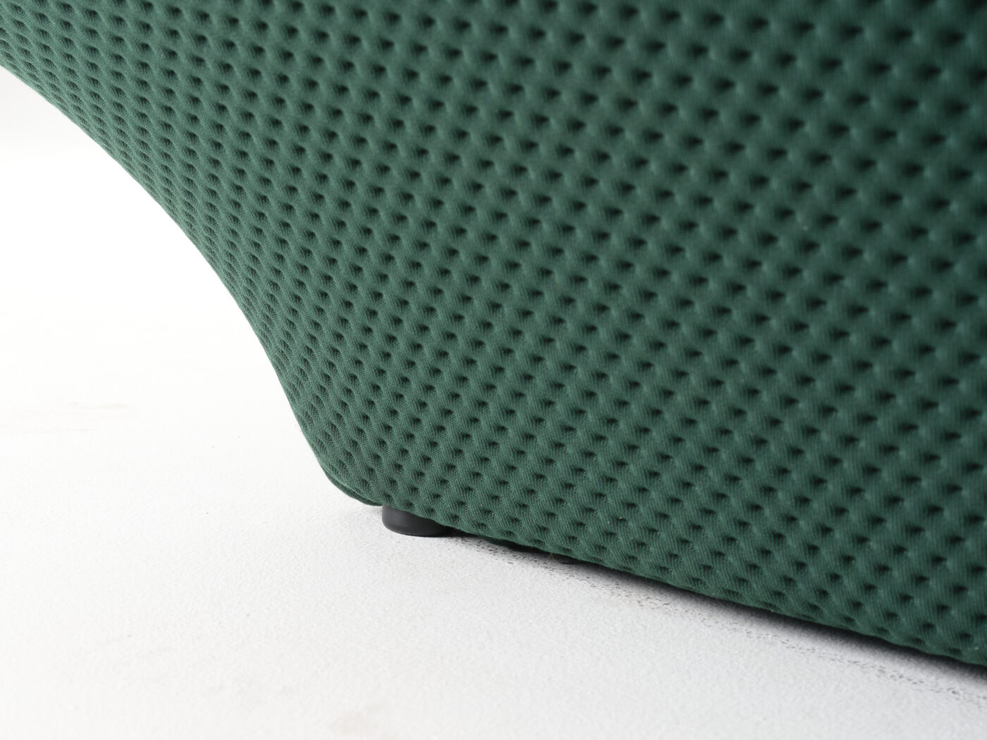 Sofá triplo estilo Ploum da Ligne Roset - Image 8