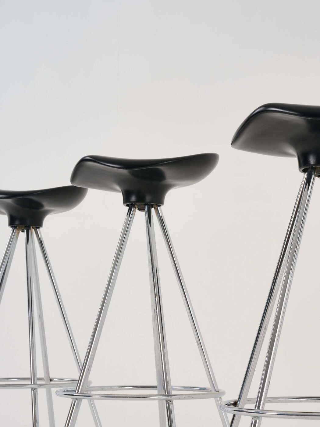 Bancos 4 x modelo Jamaica by Pepe Cortês para Amat - Image 8