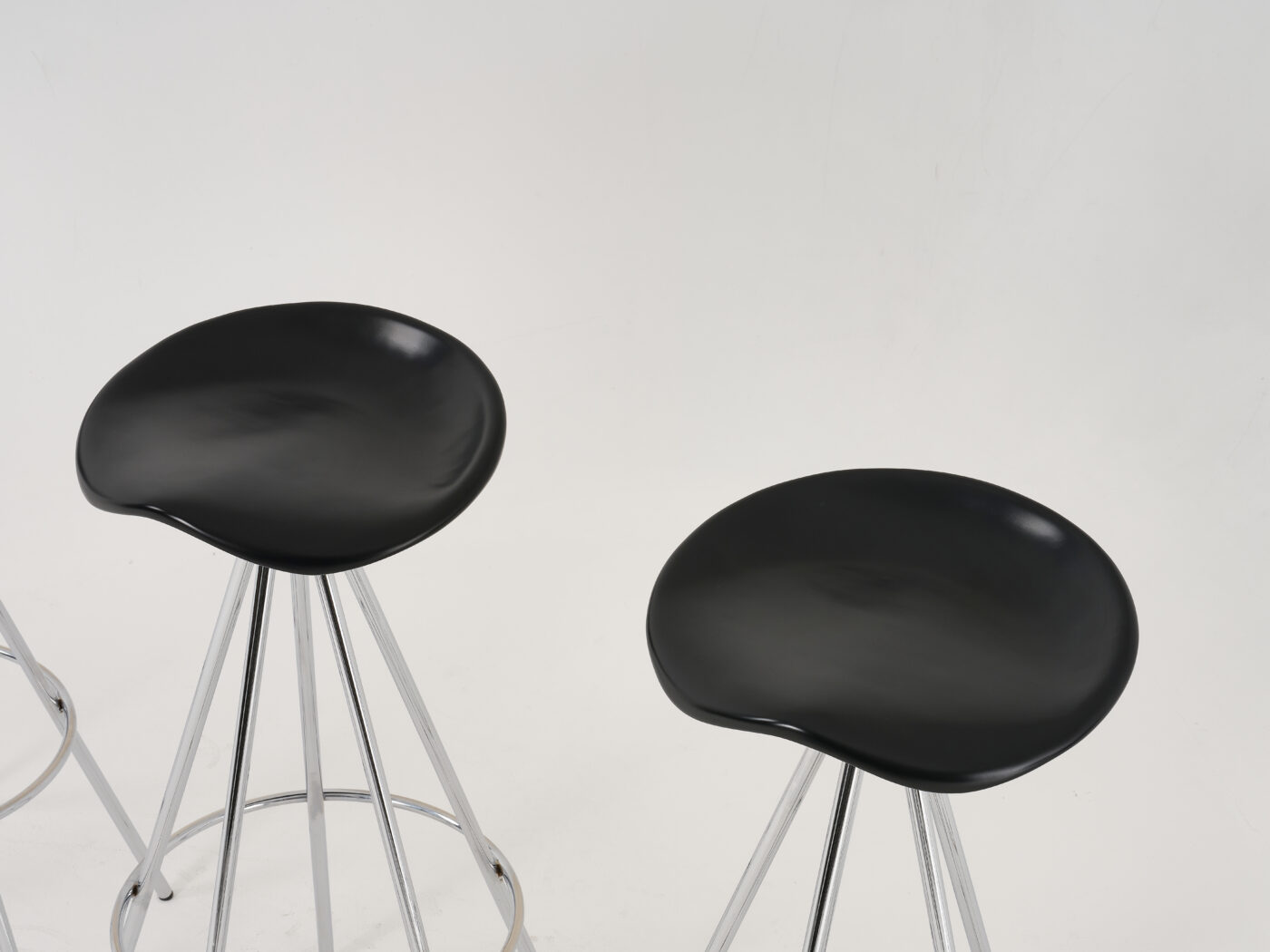 Bancos 4 x modelo Jamaica by Pepe Cortês para Amat - Image 5