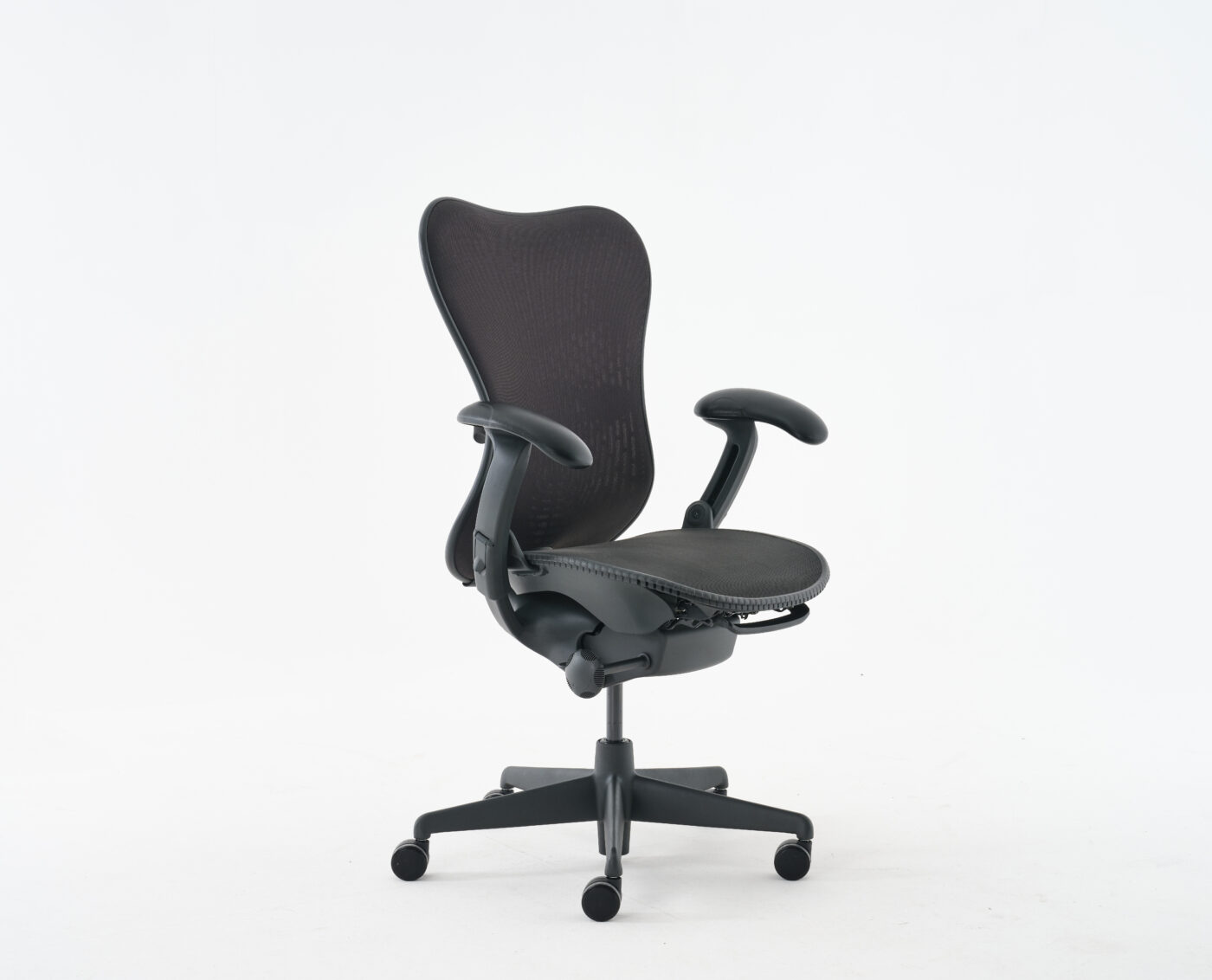 Cadeira Herman Miller MIRRA versão Butterfly - Image 3