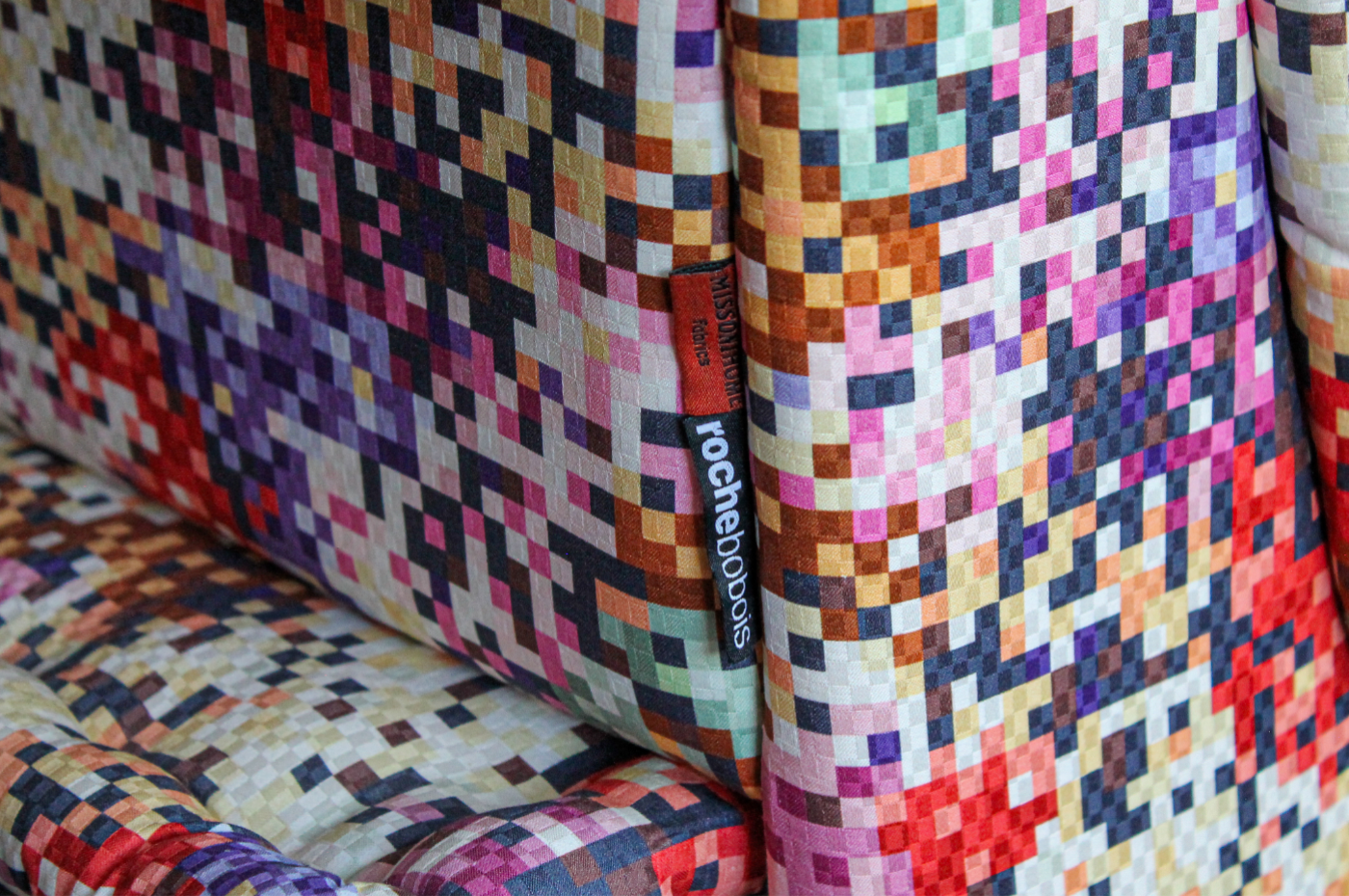 Sofá Roche Bobois modelo Mah-Jong tecidos Missoni - Image 10